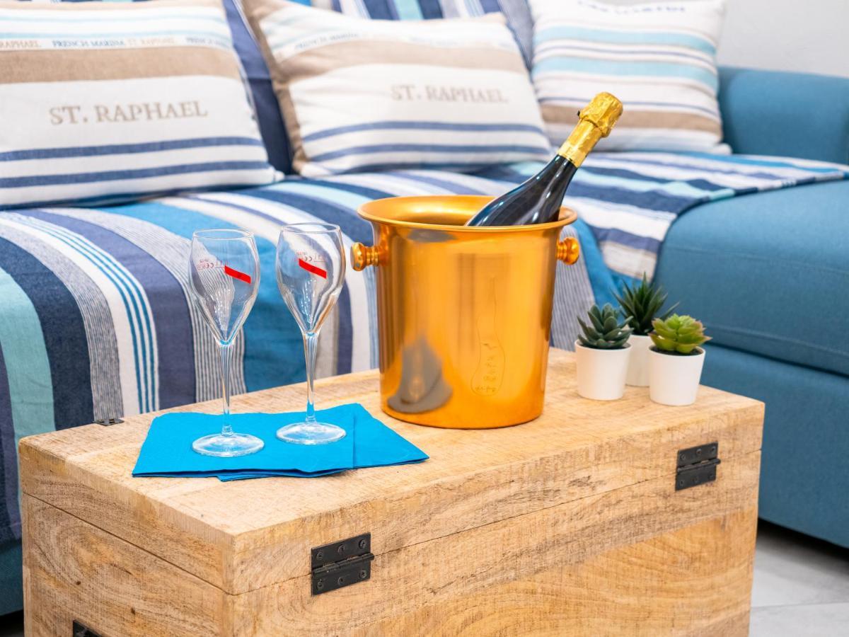 Clicka&Sleep Caracciolo Apartman Nápoly Kültér fotó
